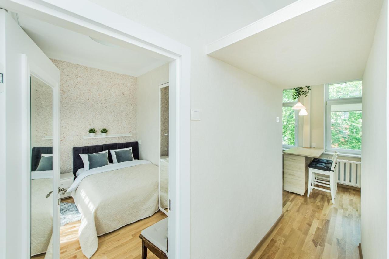 Lovely 1-Bedroom Apartment In Kaunas Old Town Exterior foto